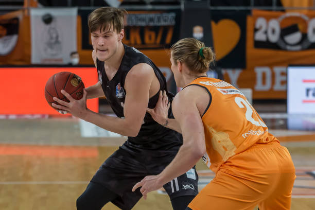 得宝贵的比 得宝贵的比